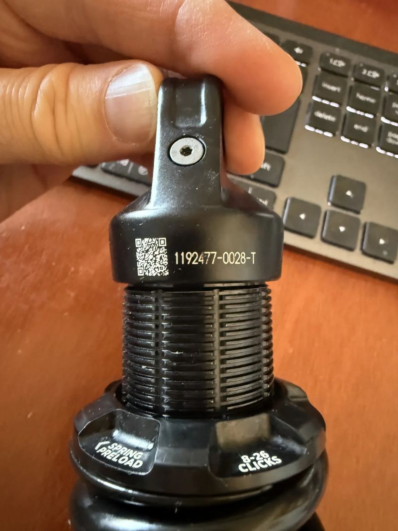 Tlumič pružinový Fox DHX Performance, Coil, 2 pos adj, 230x65mm, Coil 400x2.80