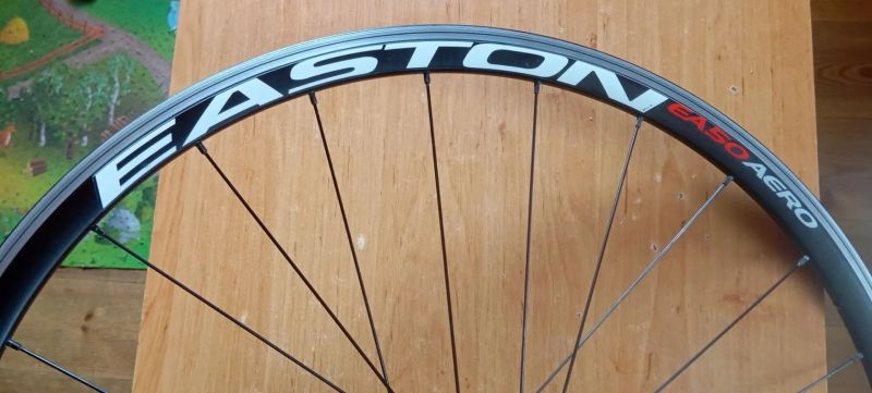 Zadní zapletené kolo Easton EA50 Aero