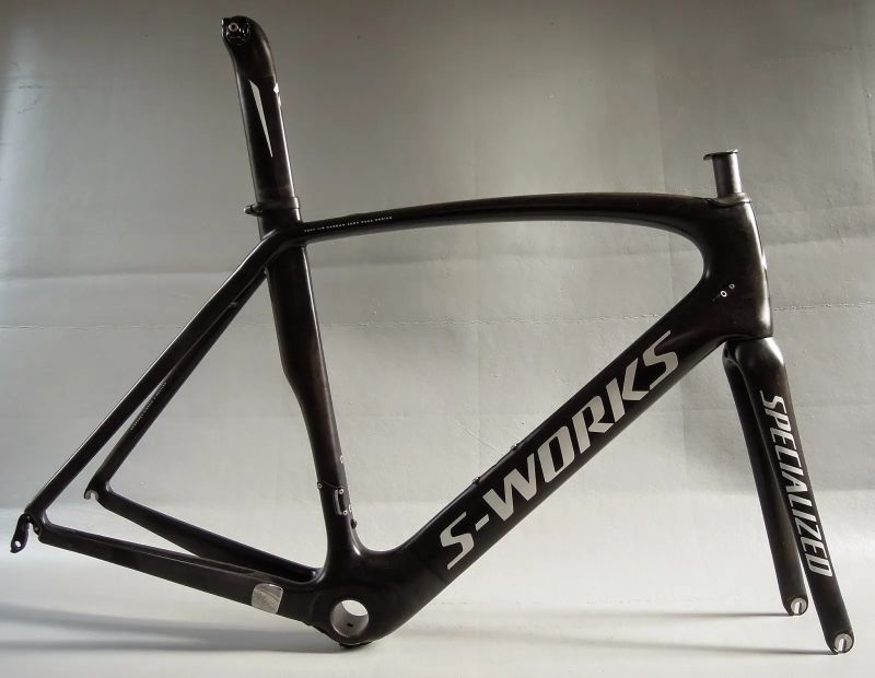 KOUPÍM rámovou sadu Specialized 