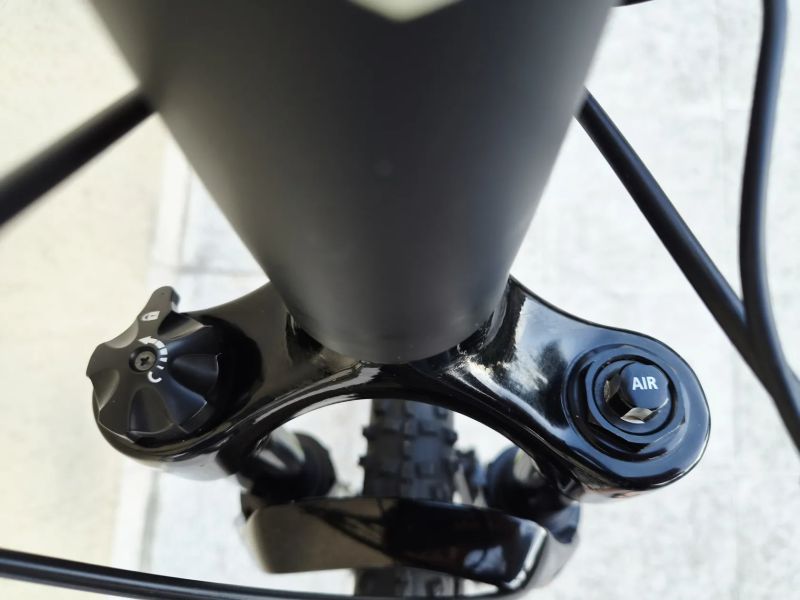 #52 Elektrokolo LeaderFox AIR Deore SLX, pro 160-180 cm