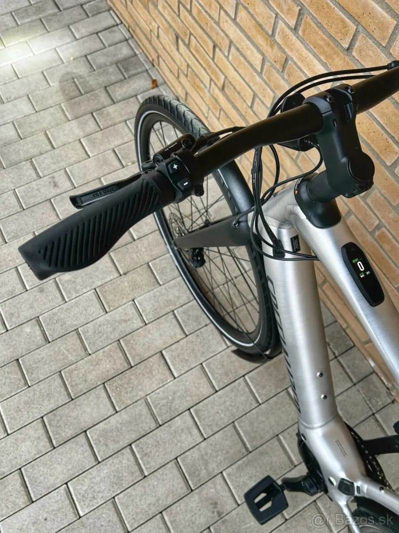 Specialized Turbo Vado SL 5.0 EQ / M / 320Wh 100% / 52 km /