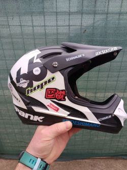 Integrální přilba SixSixOne vel.M 57-58cm