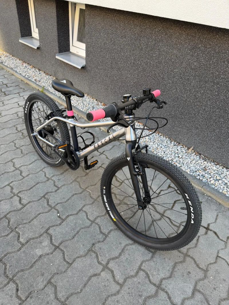 Rascal 20 dětské kolo - zkrácený posed pro lepší obratnost