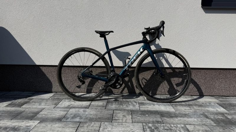 Trek Domane Sl (karbon) - Shimano 105 - vel. 50 (158-165cm)