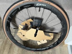 Zipp 353 NSW (NOVÉ)