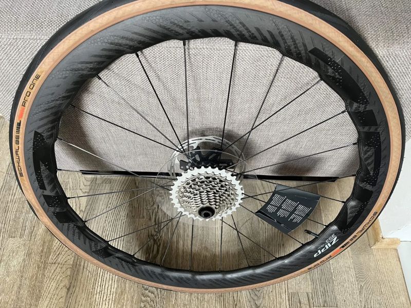 Zipp 353 NSW (NOVÉ)