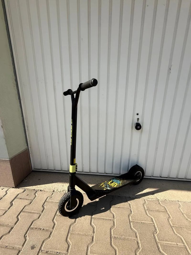 Koloběžka Arcore Ruckus 