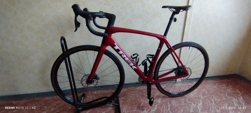 Trek Domane SL 6 AXS Gen 4 velikost 56