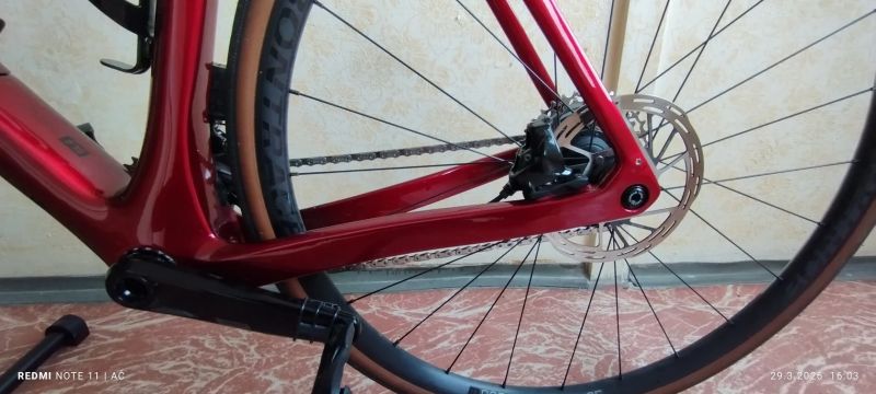 Trek Domane SL 6 AXS Gen 4 velikost 56