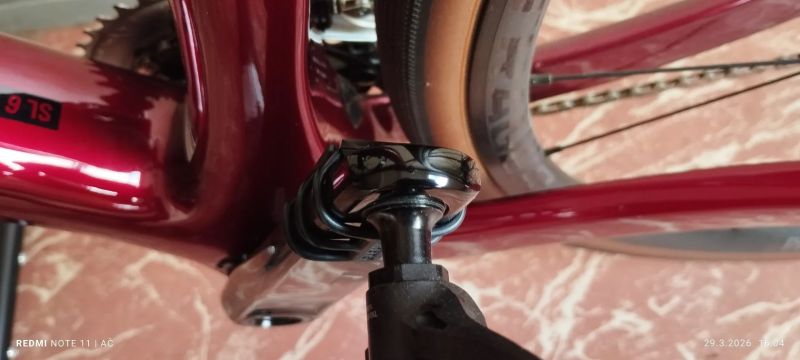 Trek Domane SL 6 AXS Gen 4 velikost 56