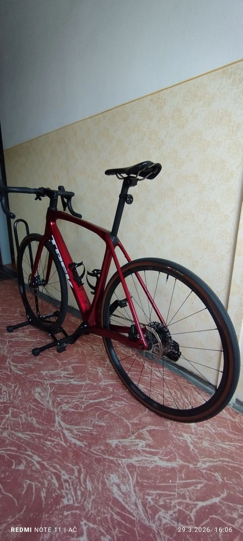 Trek Domane SL 6 AXS Gen 4 velikost 56