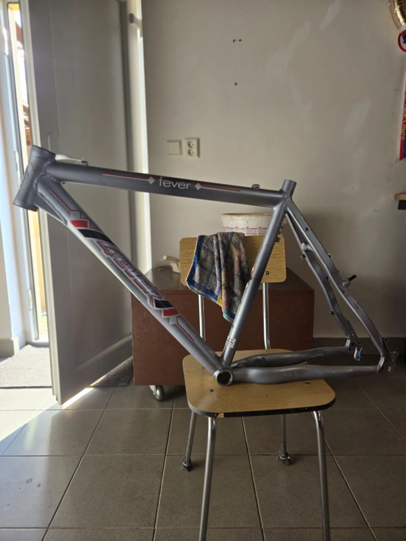 Ram horskeho kola 4EVE, kola 26"