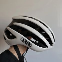 Abus AirBreaker Polar White vel.M