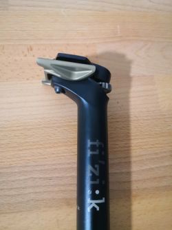 Sedlovka FiZIK Cyrano 27,2/400mm 