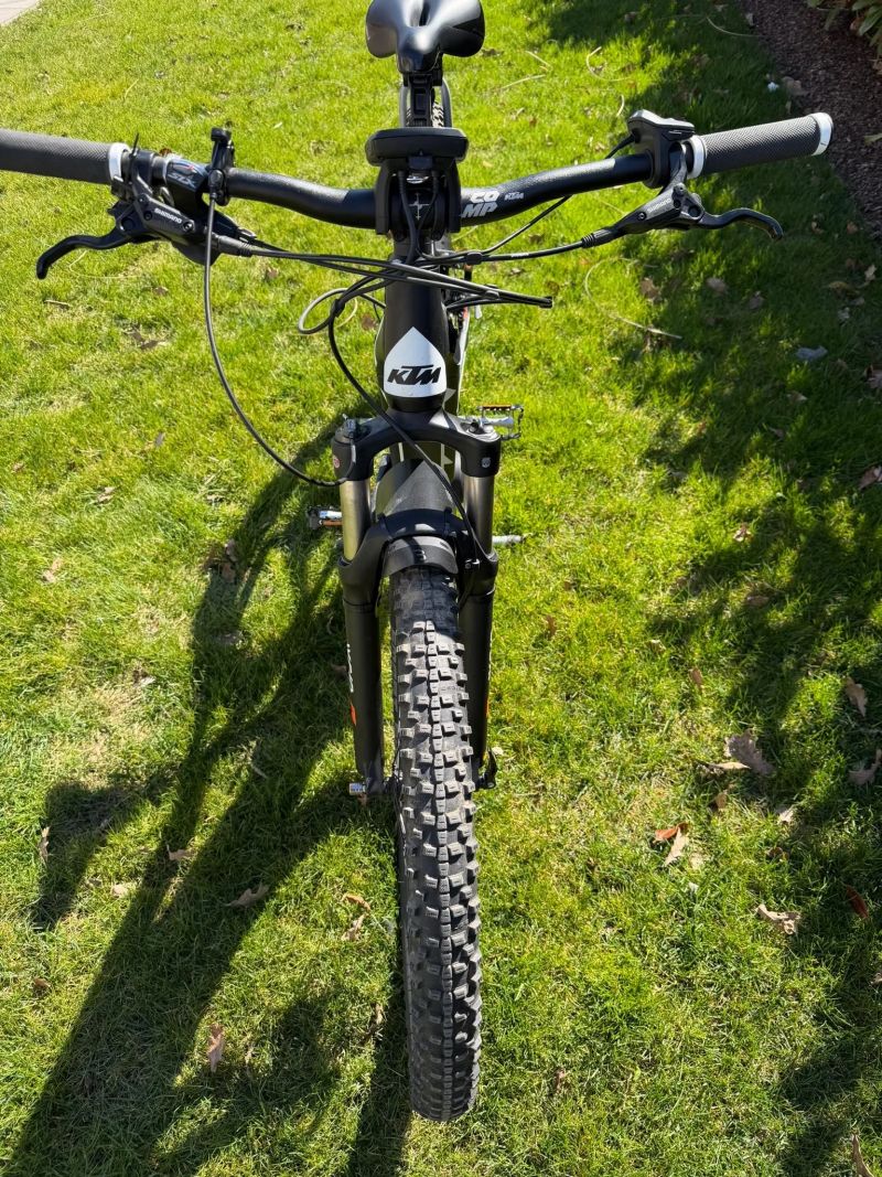 KTM Macina Race 27