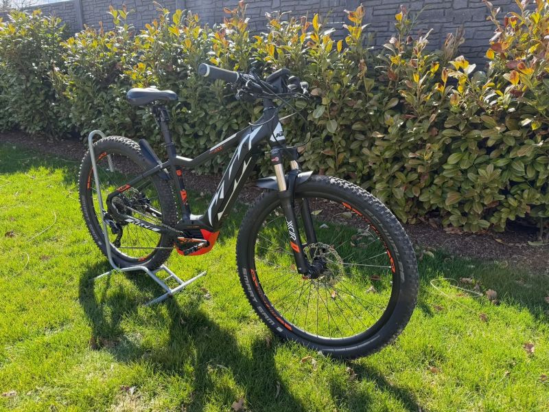 KTM Macina Race 27
