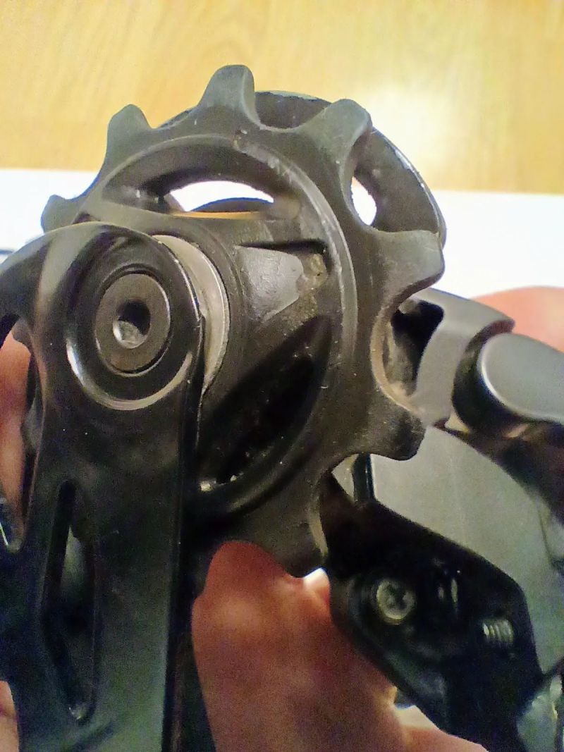 Část sady Shimano Ultegra Di2 R8170 2x12 - záruka funkčnosti