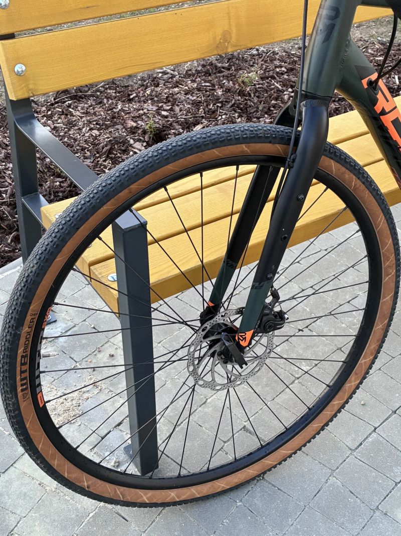 Rock Machine Gravelride 200