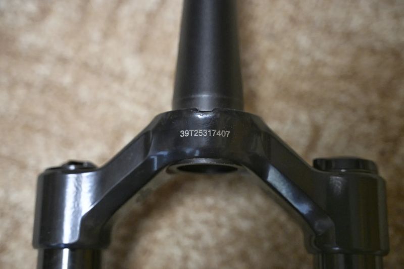 Vidlice ROCK SHOX Lyrik BOOST 29“ + náboj SRAM