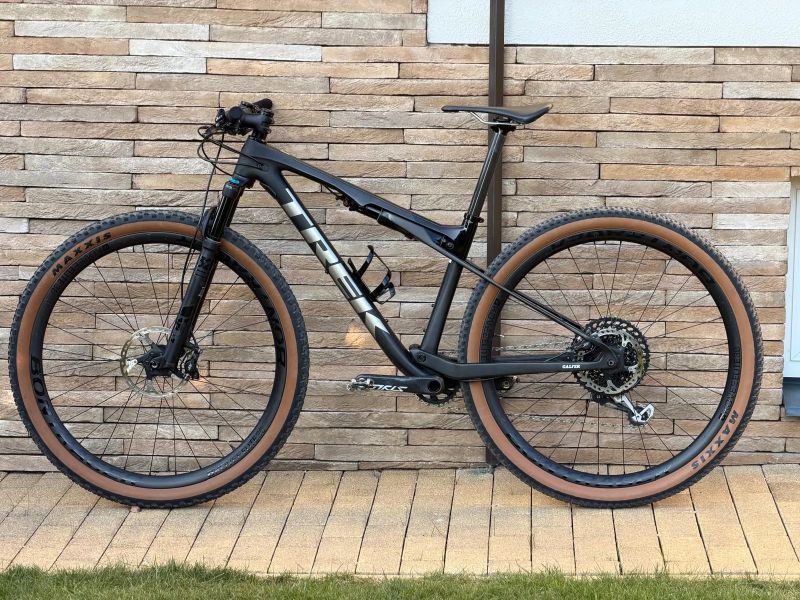 TREK SUPERCALIBER, full carbon, vel.M