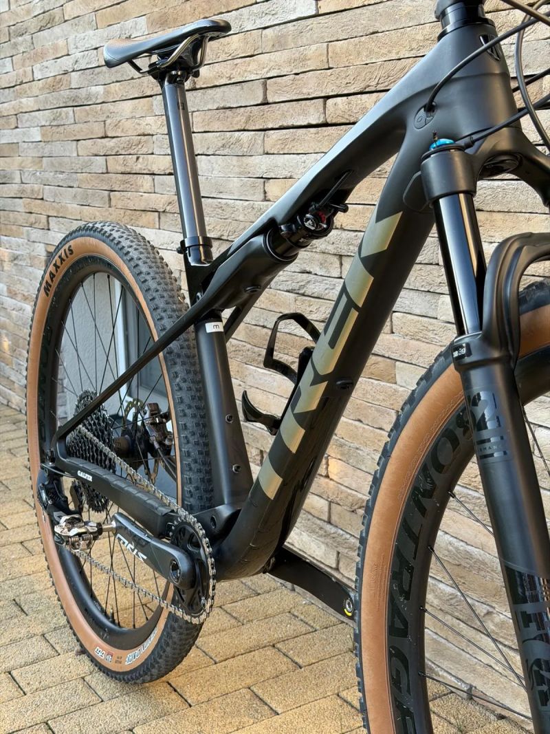 TREK SUPERCALIBER, full carbon, vel.M