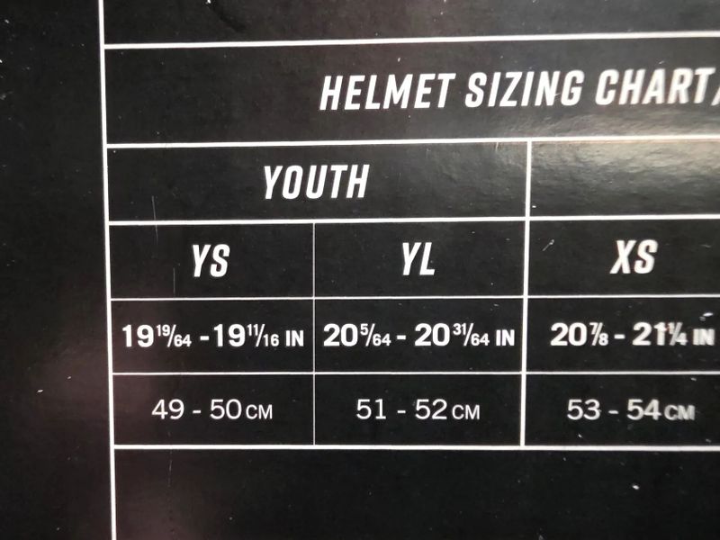 Dětská Fox Youth Rampage vel YS sjezdová bike helma