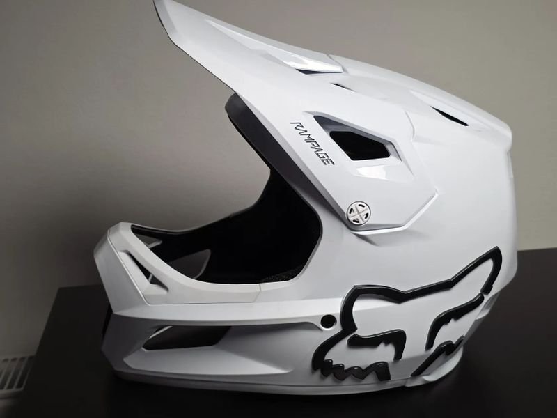 Dětská Fox Youth Rampage vel YS sjezdová bike helma