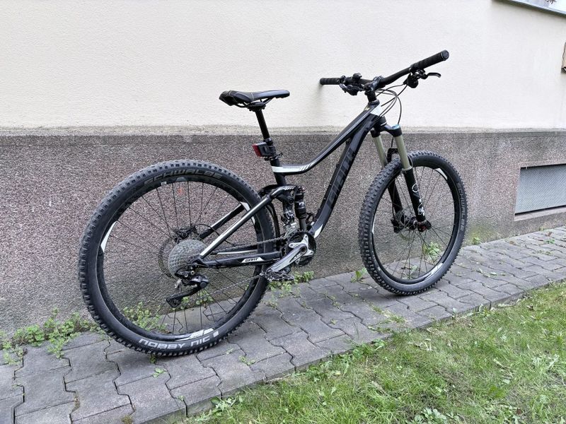 Giant Trance 2 LTD, 27,5” vel. S, roku 2016