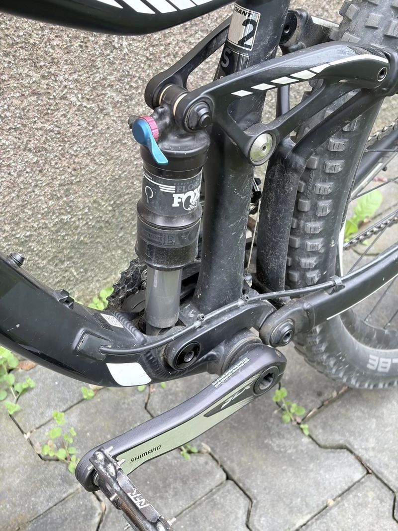 Giant Trance 2 LTD, 27,5” vel. S, roku 2016