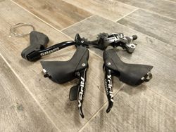 gravel silniční sada SRAM 1x11 přehazovačka SRAM Rival 11 Type 3.0 a páky SRAM APEX HydroR