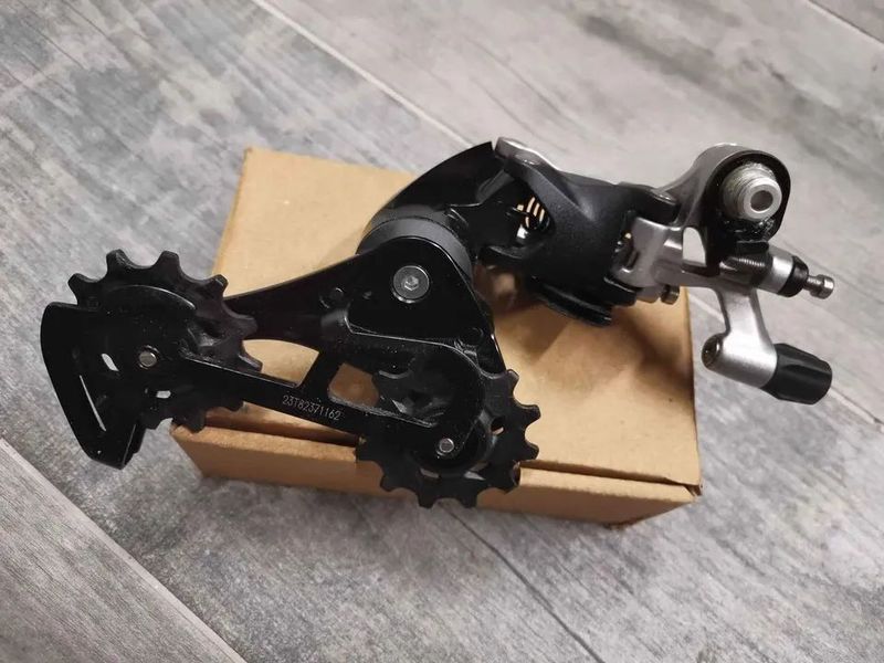 gravel silniční sada SRAM 1x11 přehazovačka SRAM Rival 11 Type 3.0 a páky SRAM APEX HydroR