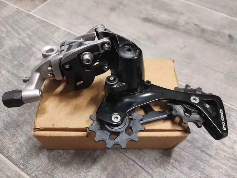 gravel silniční sada SRAM 1x11 přehazovačka SRAM Rival 11 Type 3.0 a páky SRAM APEX HydroR