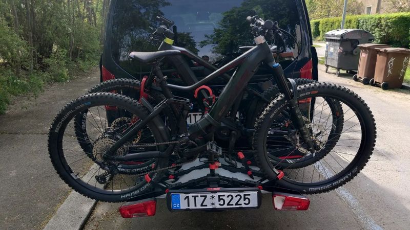 Skládací nosič kol na 3 elektrokola 