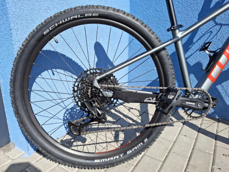 Cube Analog flashgrey n red