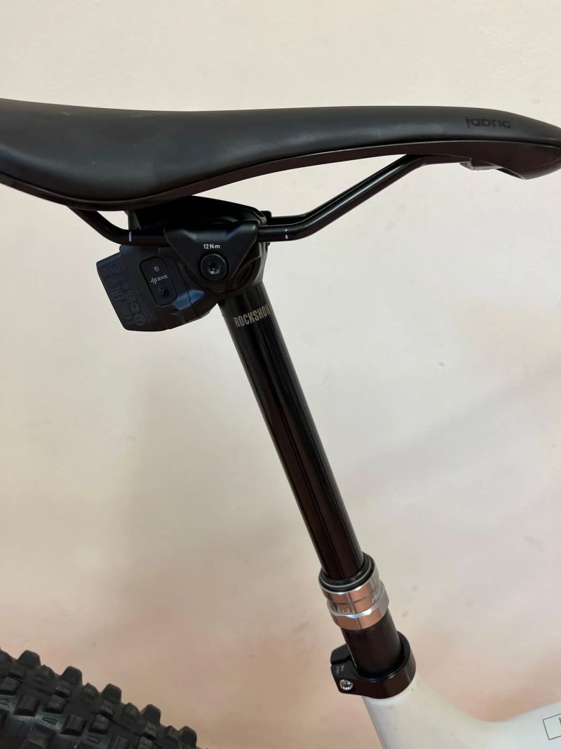 Prodám celoodpružené kolo Cannondale Habit Carbon LT1 ,velikost L, vylepšené osazení