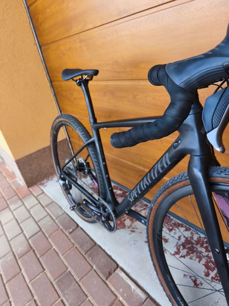Specialized Diverge Karbon El.GRX Di2, karbon kola