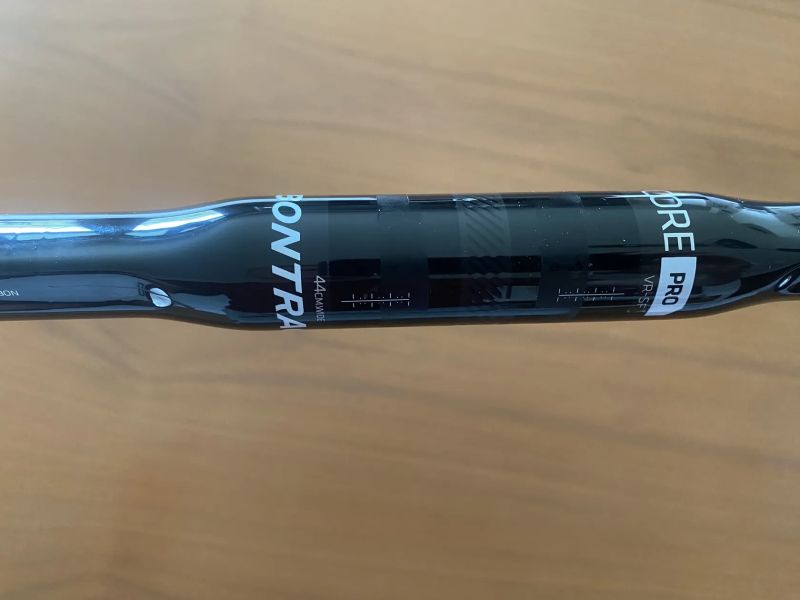 Silniční řídítka Bontrager Pro IsoCore VR-SF 440/460 mm