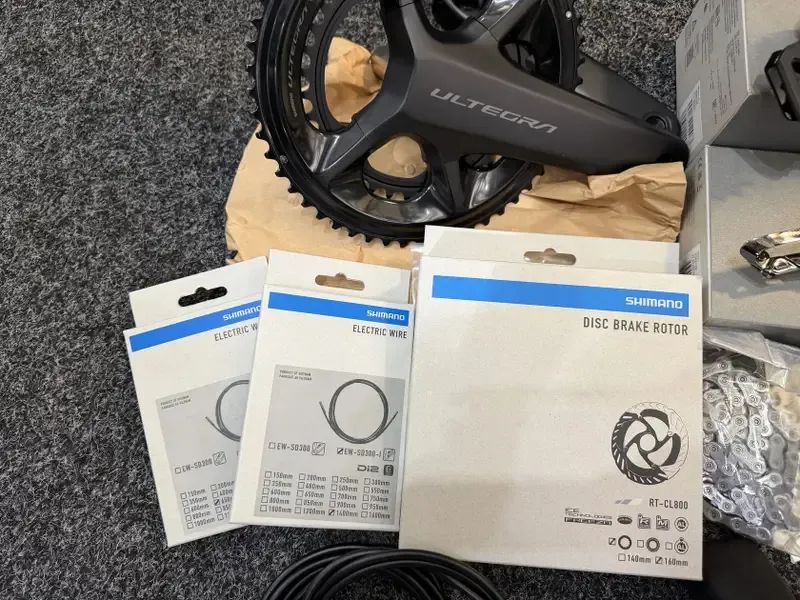 Sada Shimano Ultegra Di2 R8170