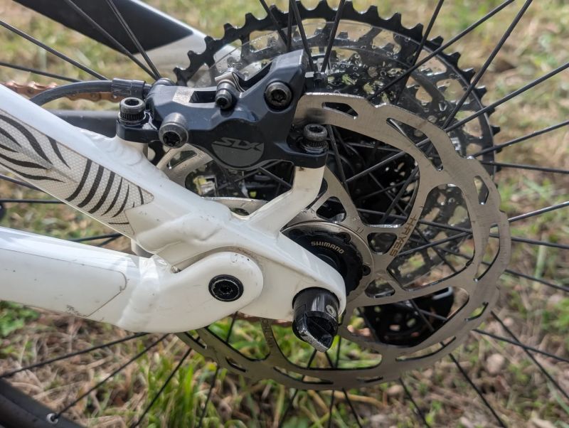 Canyon Neuron Young Hero