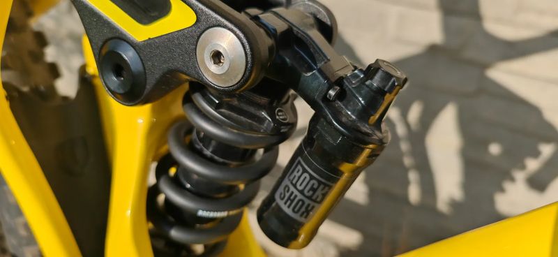 Mondraker Foxy R carbon