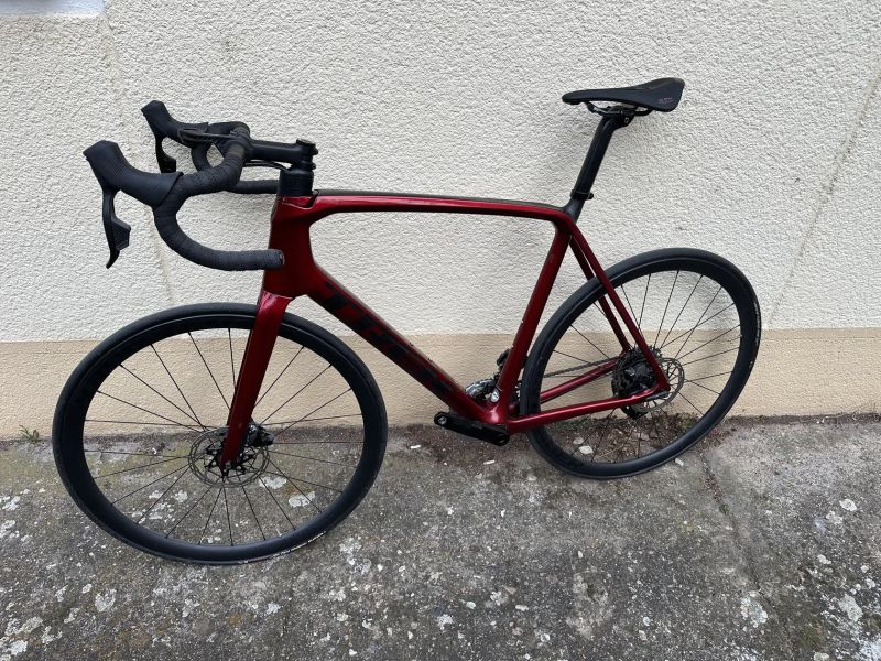 Trek Émonda SL 6 eTap - crimson/trek black 60cm
