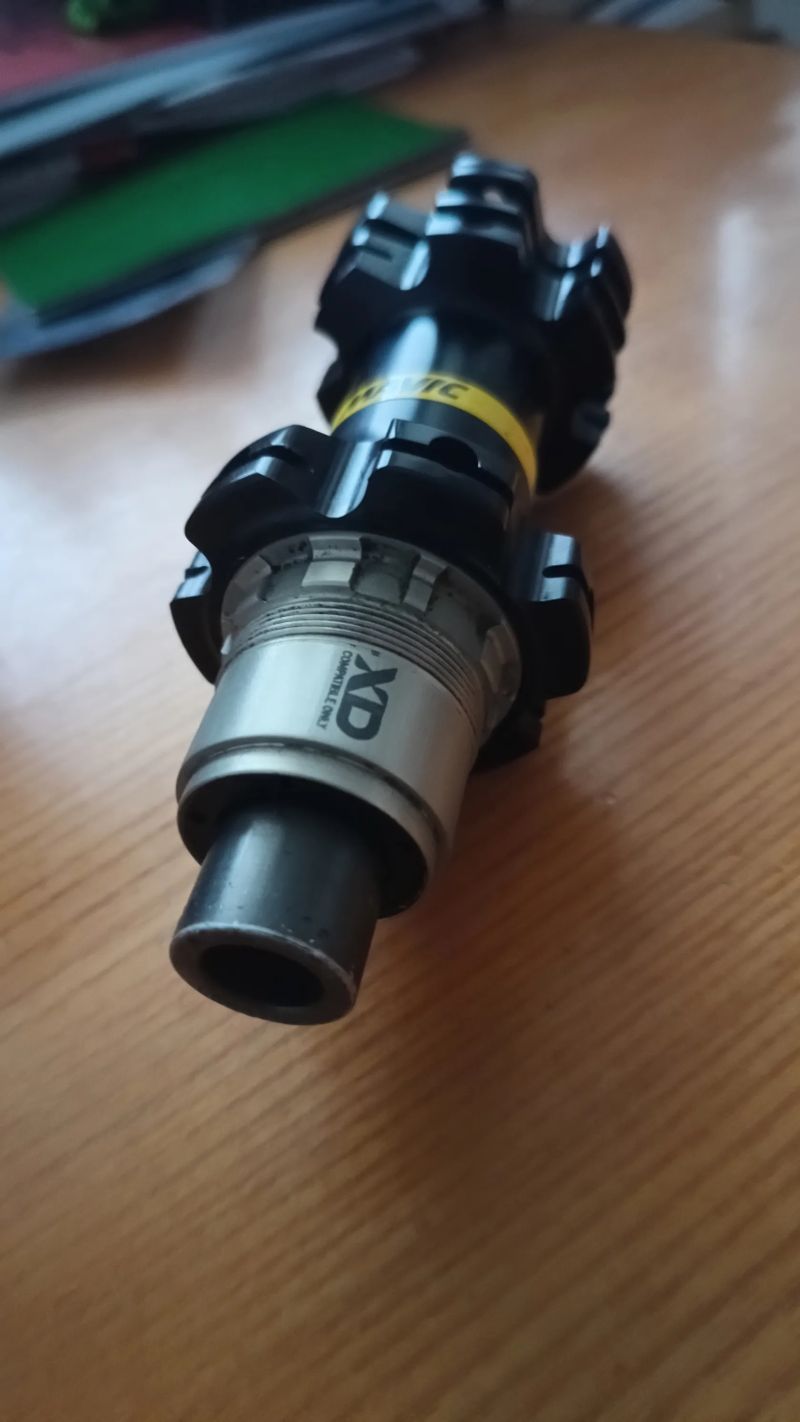 *Nový* Zadní náboj Mavic – SRAM XD (12x142)