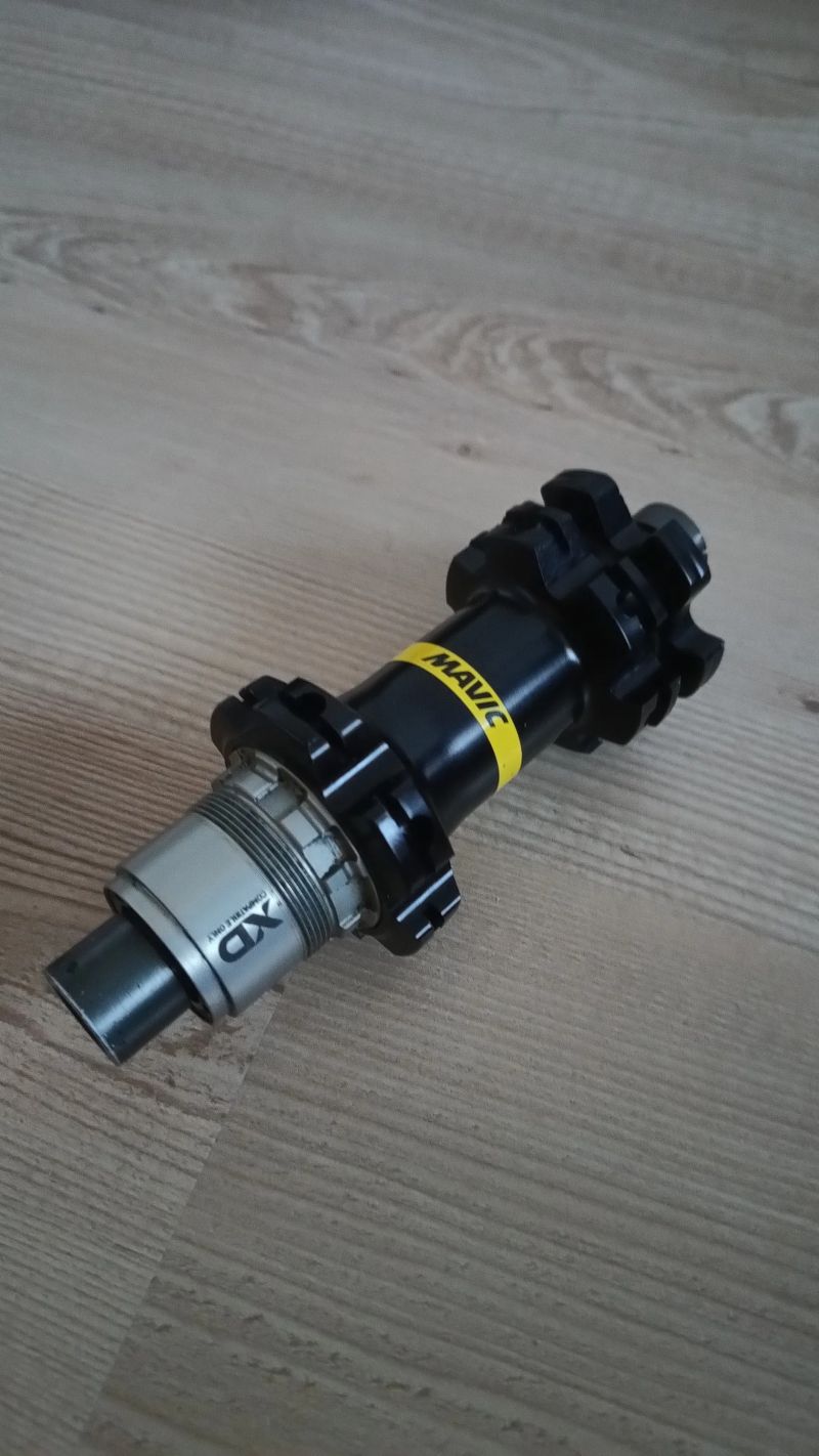 *Nový* Zadní náboj Mavic – SRAM XD (12x142)