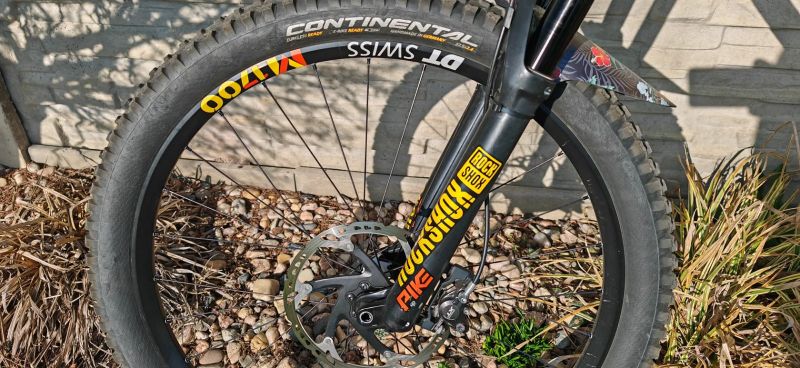 Mondraker Foxy R carbon