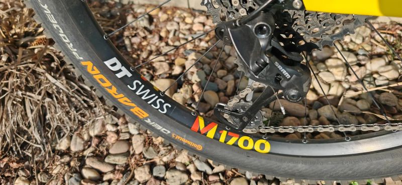 Mondraker Foxy R carbon