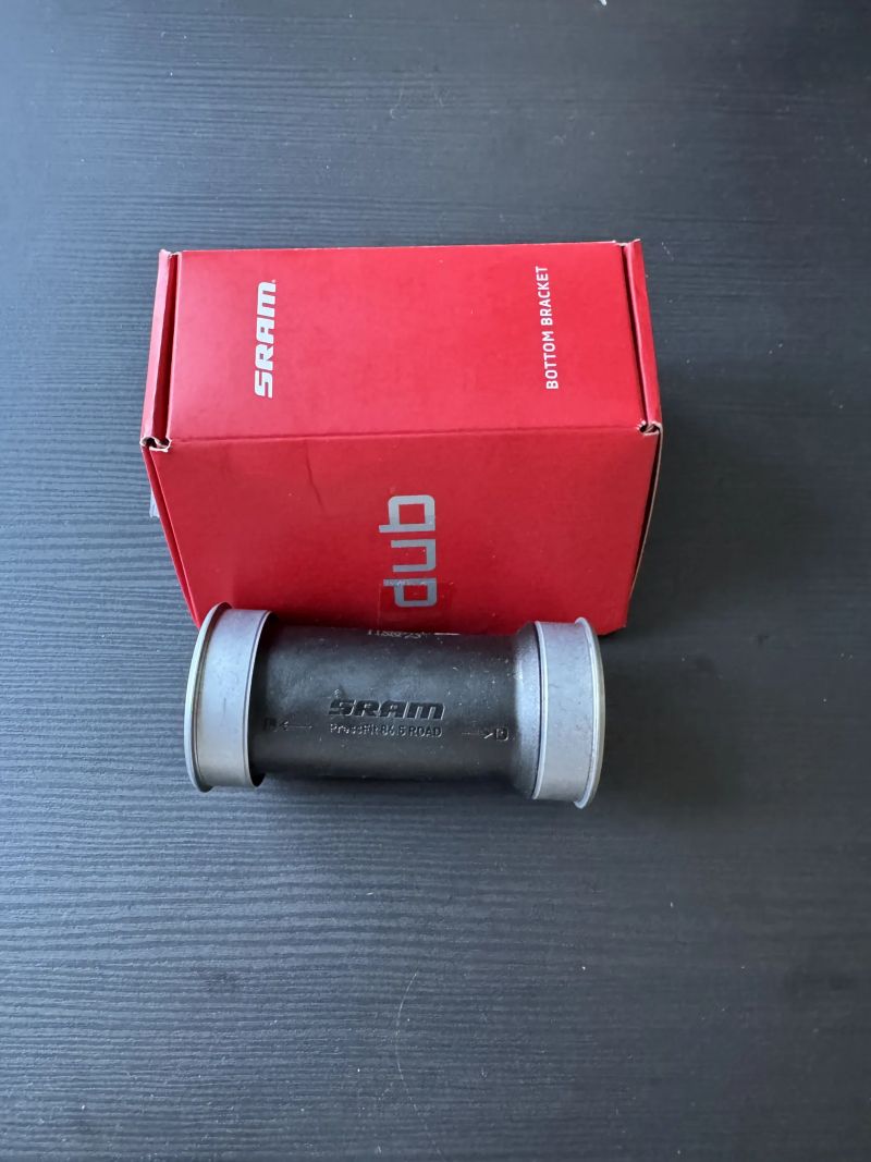Sram AM DUB Press Fit 86.5 Road NOVÉ!