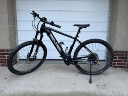 Elektrokolo Apache Hupahu Bosch CX gen. 4, 625 Wh, velikost L, elektrické řazení SRAM GX AXS, 29"