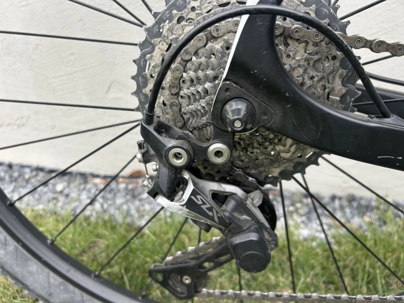 Dámské, dětské karbonové kolo 11kg, špičkové osazení, pro 150-165cm,Praha