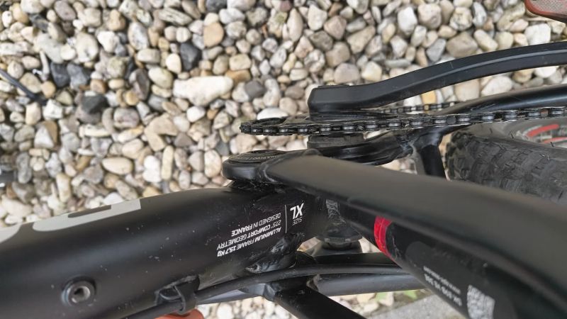 Celoodpružený Rockrider ST530S (jednopřevodník, hydraulické kotoučové brzdy) 