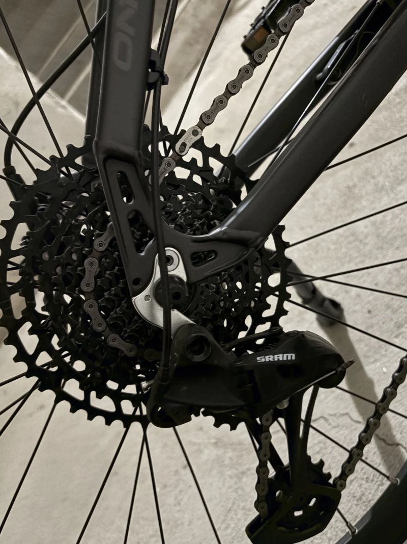 Crussis ONE - OLI Cross Lady